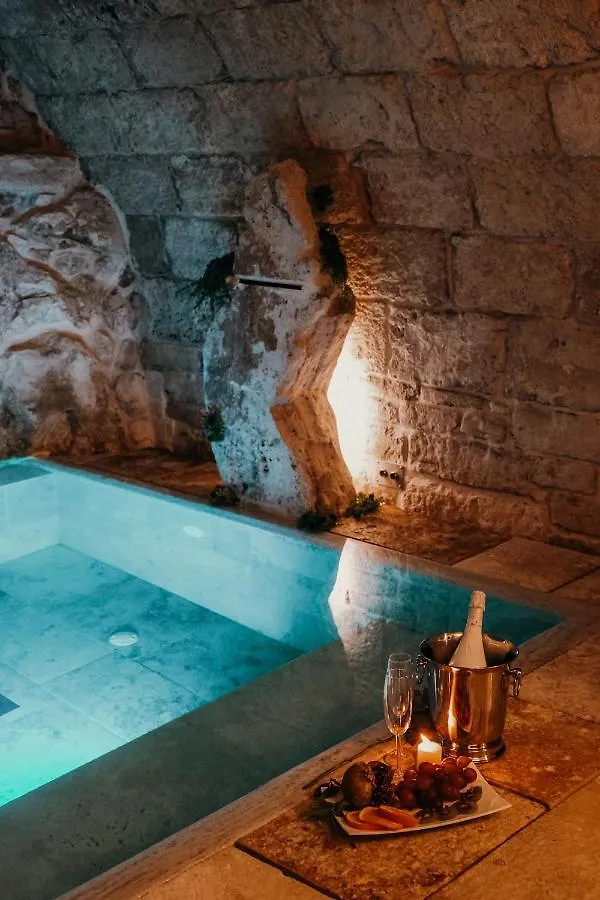 Pietraluna luxury b&b Giovinazzo Italia
